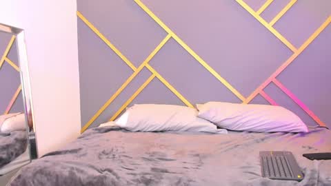 Snapshot of alaia_colins chatting on 01/30/25, 01:21 alaia_colins online show from 01/30/25, 01:21