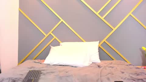 Snapshot of alaia_colins chatting on 02/21/25, 07:01 alaia_colins online show from 02/21/25, 07:01