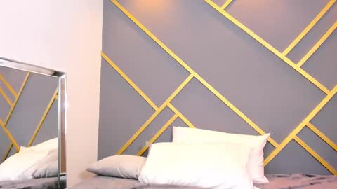 Snapshot of alaia_colins chatting on 03/03/25, 07:43 alaia_colins online show from 03/03/25, 07:43