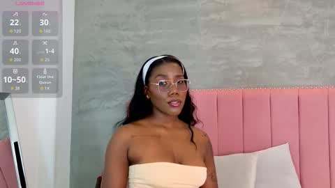alaia_colins online show from 02/08/26, 01:42
