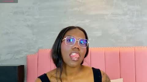 alaia_colins online show from 04/15/26, 12:06