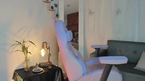 Alaia online show from 02/22/25, 06:30