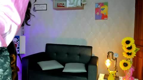 Alaia online show from 04/18/26, 10:43