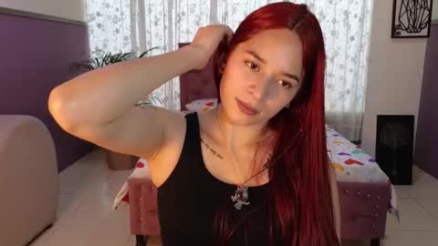 Snapshot of alaia_skater chatting on 10/15/25, 06:08 Alaia Skater online show from 10/15/25, 06:08