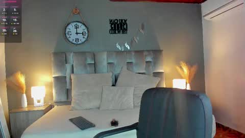  Alaia  online show from 02/17/25, 11:34