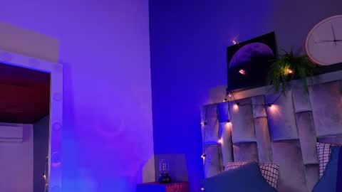  Alaia  online show from 10/14/25, 11:33