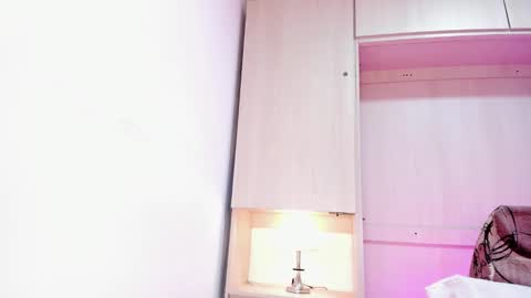 alaiaroose online show from 10/31/25, 08:21