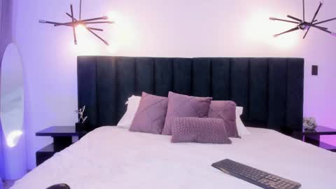 Alaia online show from 04/22/26, 07:48