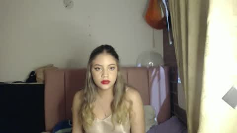 alaina_blessed online show from 12/02/25, 01:00
