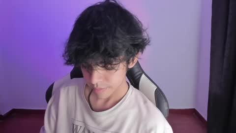 alan18n online show from 12/25/24, 08:29