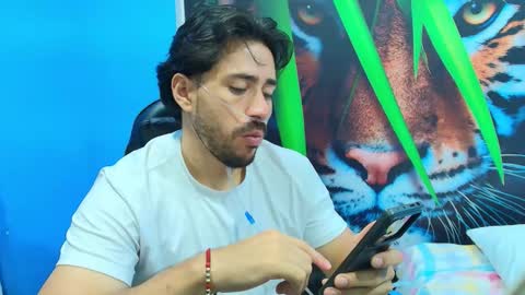 Snapshot of alan_allexander chatting on 03/15/26, 06:36 ALAN online show from 03/15/26, 06:36