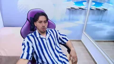 Snapshot of alan_allexander chatting on 03/19/26, 02:04 ALAN online show from 03/19/26, 02:04