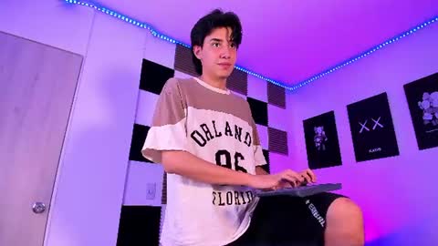 Alan Boy online show from 06/08/26, 01:50