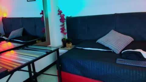 alan_colthon online show from 04/24/26, 02:47