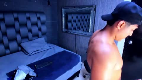 Alan greek online show from 04/23/26, 01:40