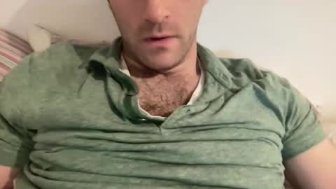 Snapshot of alan_k2212 chatting on 11/12/25, 08:30 Alan online show from 11/12/25, 08:30