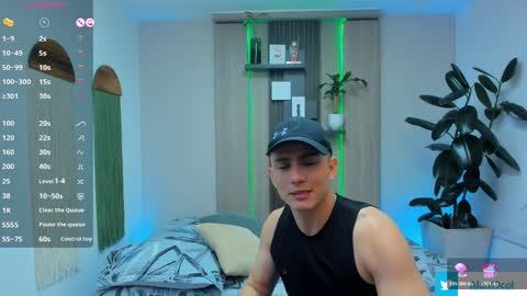 Snapshot of alan_nd_kevin chatting on 06/09/26, 07:03 Alan Kevin can we reach 100 thumbs up please guys online show from 06/09/26, 07:03