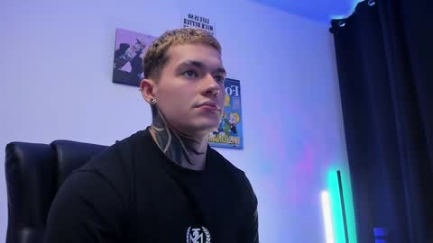 Alan online show from 03/12/25, 02:34