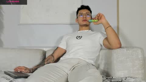alan_salazar online show from 06/18/26, 05:39