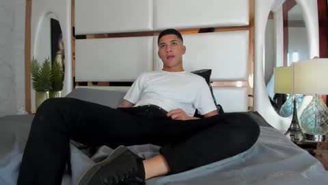 ---Alan--- online show from 03/08/25, 04:23