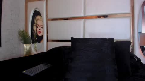 ---Alan--- online show from 04/23/26, 04:57