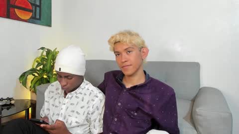 Alan and Criss - WE JUST FRIENDS WITH BENEFITS BOTH VERS online show from 12/04/24, 08:18