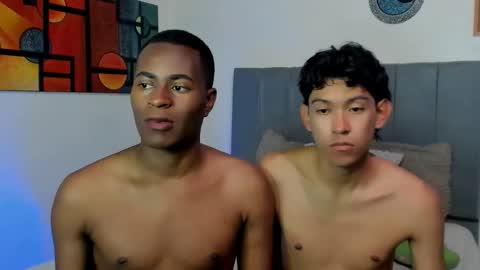 Alan and Criss - WE JUST FRIENDS WITH BENEFITS BOTH VERS online show from 12/23/25, 04:43