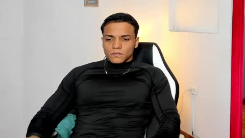 alan_vitori online show from 04/21/26, 02:51