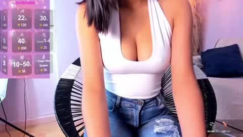 Alana online show from 09/16/25, 12:39