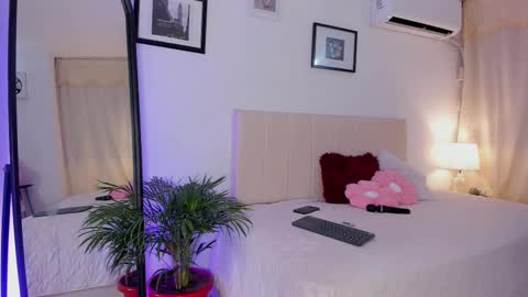 Snapshot of alana_ada chatting on 11/21/25, 02:21 alana_ada online show from 11/21/25, 02:21