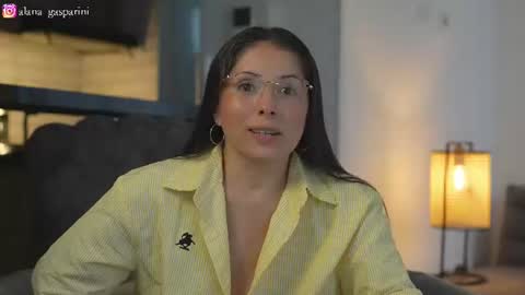 Snapshot of alana_gasparani chatting on 08/02/26, 08:40 Alana Gasparini online show from 08/02/26, 08:40