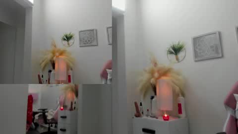 Alana  online show from 12/19/24, 03:40