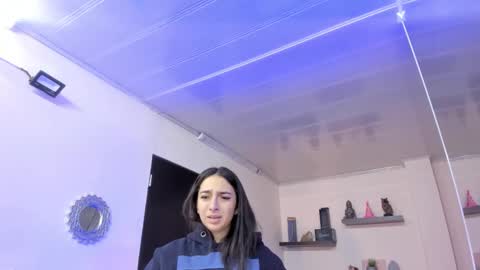 Maeve  online show from 12/26/24, 10:48