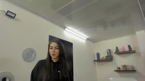 Maeve  online show from 01/02/25, 04:56