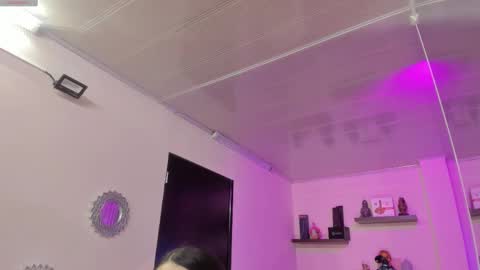 Maeve  online show from 03/10/25, 10:59