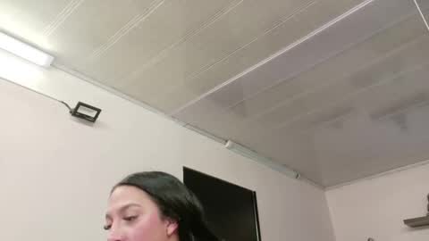 Maeve  online show from 10/15/25, 11:21