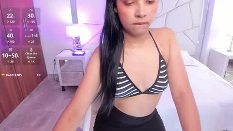 alana  online show from 12/14/25, 07:18