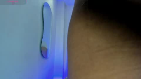 alana  online show from 04/21/26, 07:50