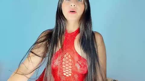 alana_pink95 online show from 02/05/26, 12:10