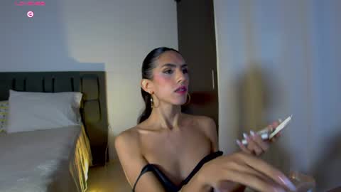Snapshot of alana_sofia_ chatting on 07/13/26, 03:26 Alana Tobias online show from 07/13/26, 03:26