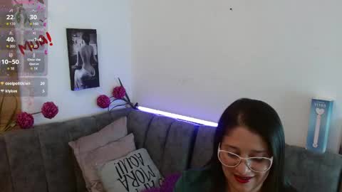 Alana  online show from 04/22/26, 07:48