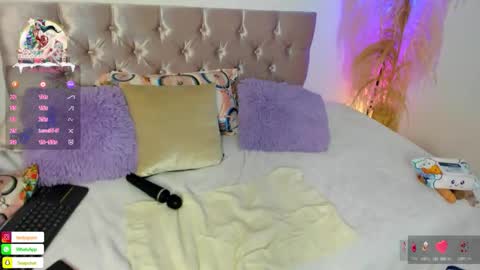 alana_vega69 online show from 12/18/25, 02:12