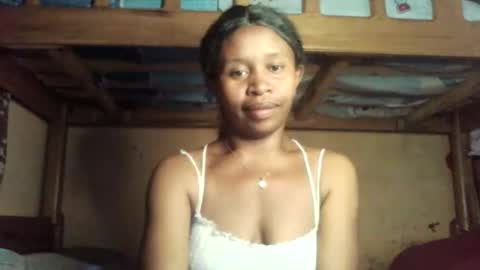 Snapshot of alanaangela chatting on 06/05/26, 11:27 AlanaAngela online show from 06/05/26, 11:27