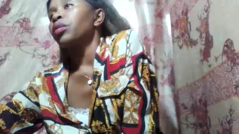 Snapshot of alanaangela chatting on 06/07/26, 11:36 AlanaAngela online show from 06/07/26, 11:36