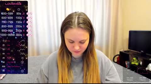 Julia online show from 02/11/25, 11:21