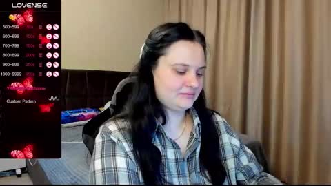 Julia online show from 11/06/25, 07:48