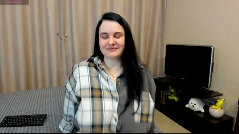 Julia online show from 05/21/26, 10:28