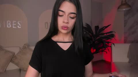 Alana online show from 11/18/25, 11:58