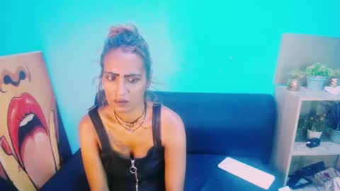 Snapshot of alanadelray chatting on 01/20/25, 11:24 alanadelray online show from 01/20/25, 11:24