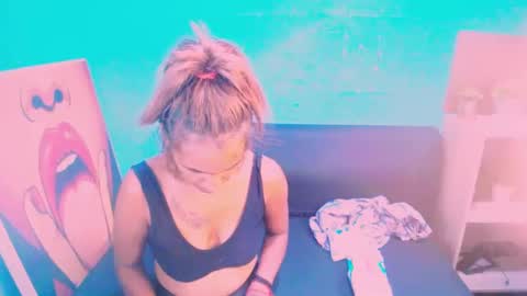 Snapshot of alanadelray chatting on 02/06/25, 08:07 alanadelray online show from 02/06/25, 08:07